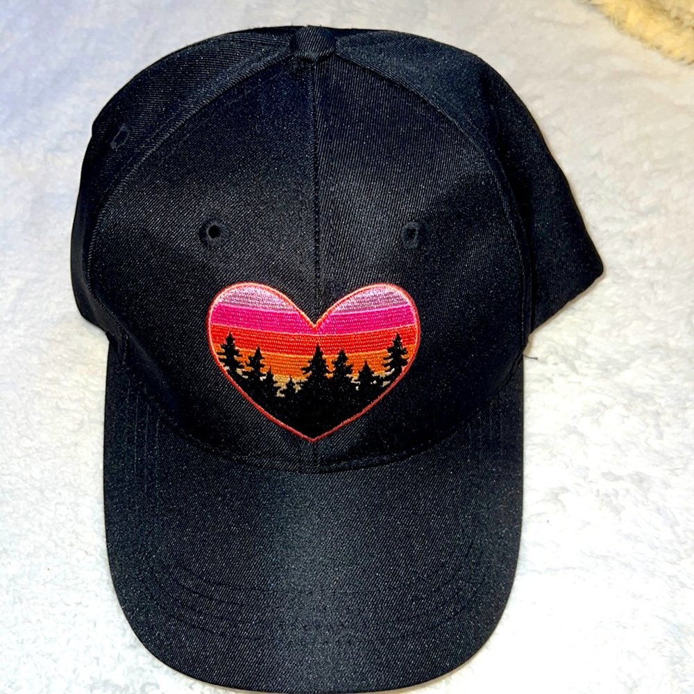 Womens hat brand new never worn